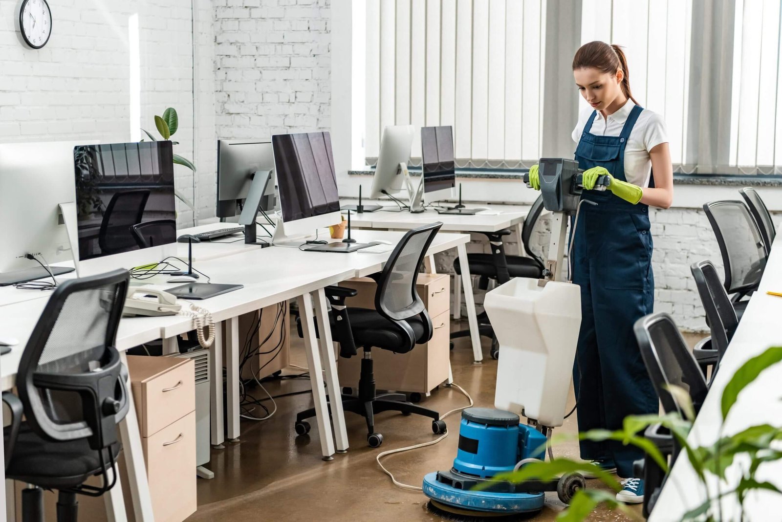 Office Cleaning 1